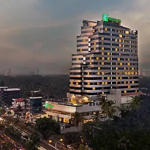 فندق هوليداي إن كوتشي, Kochi